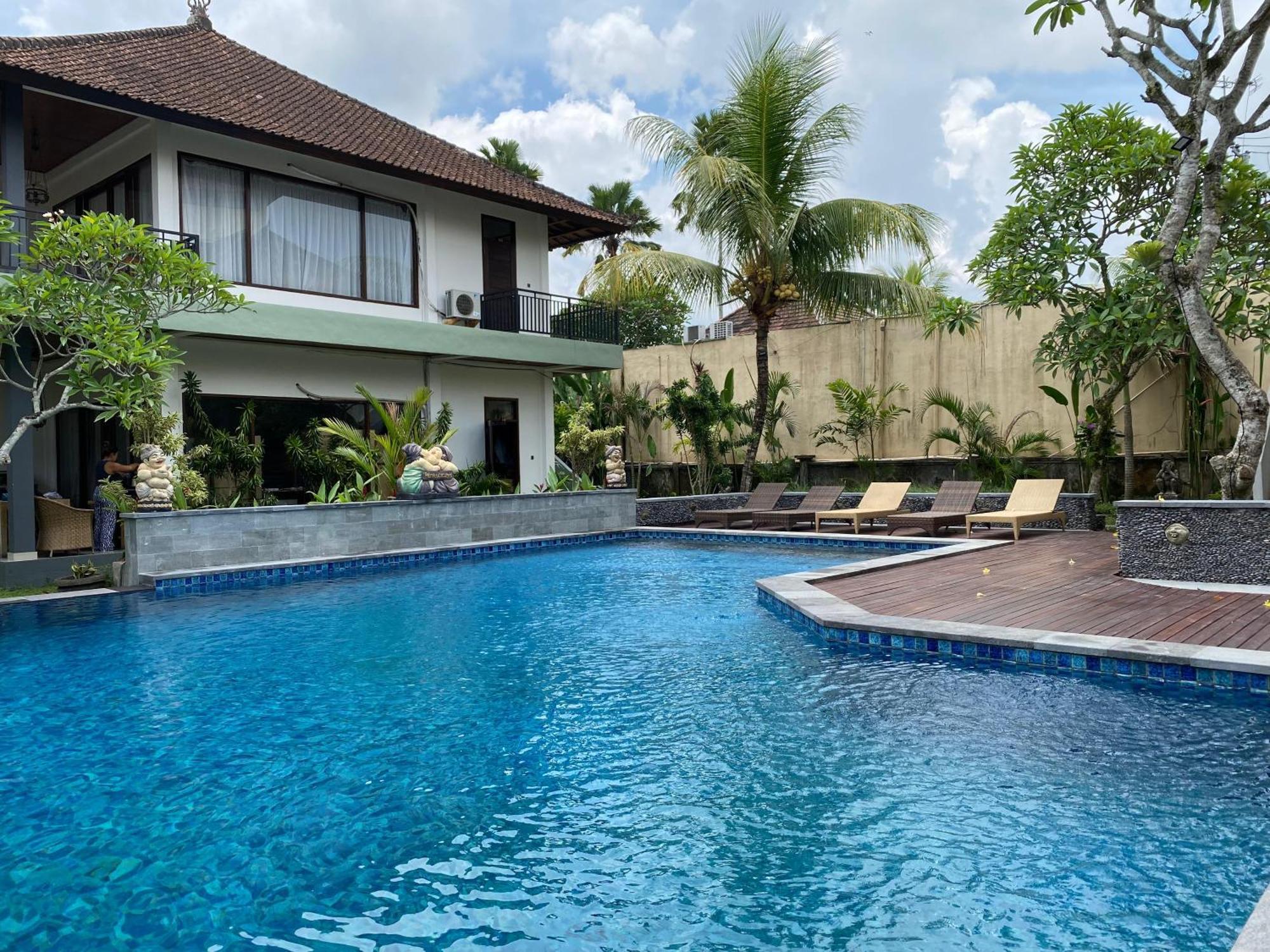 Putri Ayu Vakantiepark 3*